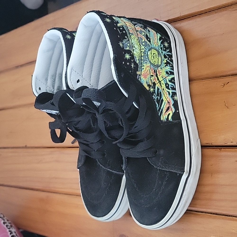 Kids Vans Glow in the Dark Skull High Tops Skate